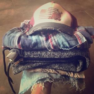 Curated Bundle: 5 pc Edgy Country